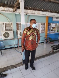 Dana Bencana, DPRD Florres Timur, Robert R. Kereta, Rofinus B. Kabelen