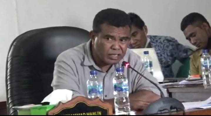 Flores Timur, Muhamad Mahlin, Robertus Rebon Kreta