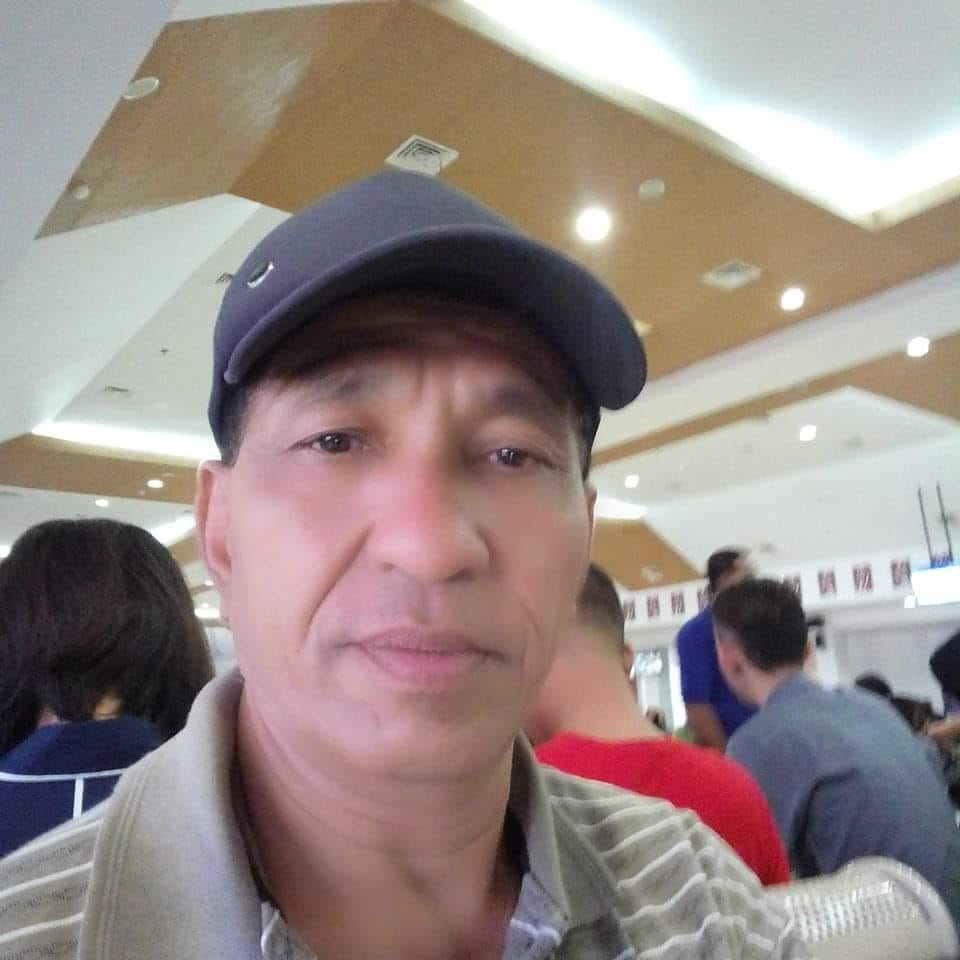 Akses Bandara, Lambertus Baon, Nico Wain