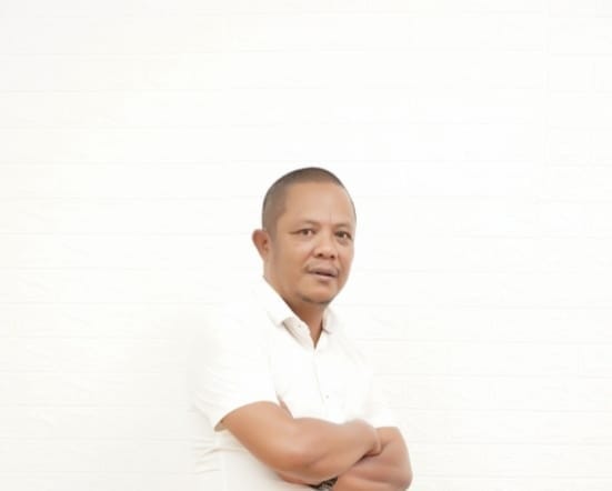 Anton Hadjon, Flores Timur, Pinjaman Daerah, Theodorus M. Wungubelen