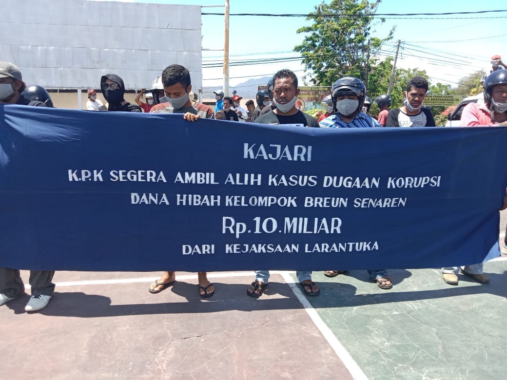 Aliansi Masyarakat Kota, Bachtiar Lamawuran, Petrus Paulus Tadon Kedang, Theodorus M. Wungubelen