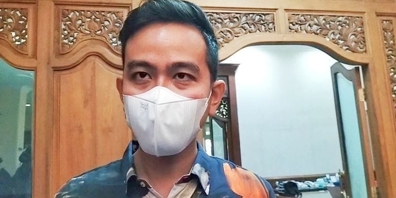 62f5ee67c2214 Gibran, Paspampres, Sopir Truk