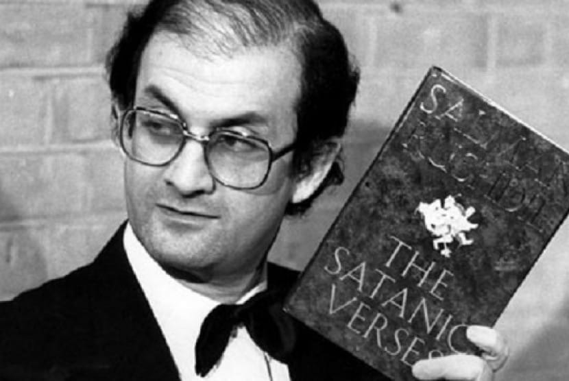 Penulis Ayat-Ayat Setan, Salman Rushdie
