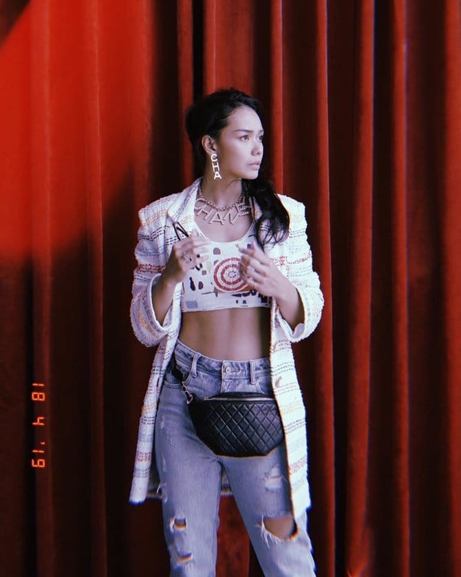 Adinia Wirasti, artis