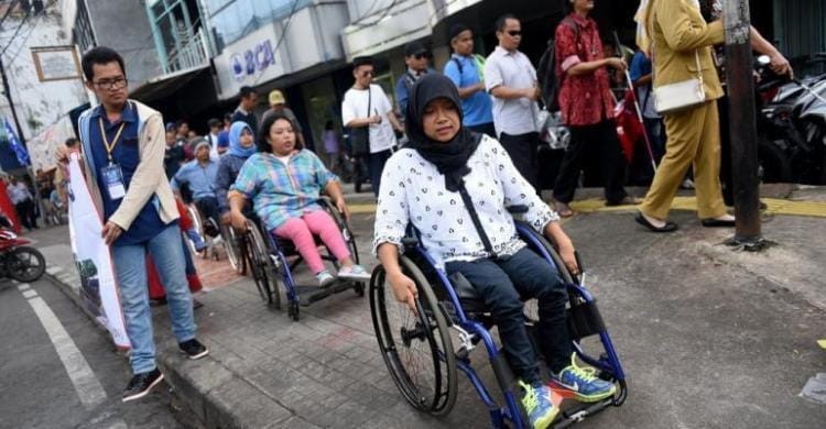 Alat Dengar, Dinas Sosial, dinsos, Disabilitas, DKI, Kursi Roda, Lansia