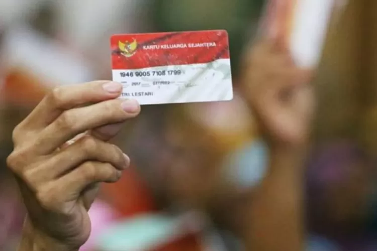 Kartu Keluarga Sejahtera, Bantuan Sosial, Penerima Manfaat, PPKM, Pandemi, Komponen Bantuan Sosial, Anggota Keluarga, UMP, Daftar Hitam Perbankan, Bank Himbara, PT Pos Indonesia, Kartu KKS