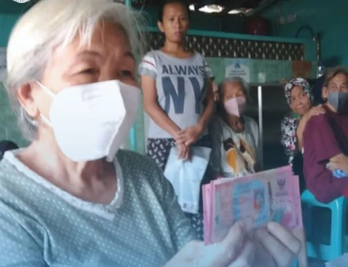 Pencairan Bansos KLJ Tahap 2 Periode Mei 2024 Kartu Lansia Jakarta, Bank DKI, Bansos KLJ, Program KLJ, Bantuan Sosial Lansia, Kartu ATM Bank DKI, Surat Keterangan Kehilangan, Reset PIN ATM, Jadwal Pencairan KLJ Tahap 2, Pemprov DKI Jakarta, reset pin KLJ, KLJ Jakarta, Pencairan KLJ Mei 2024, KLJ Mei 2024, Pencairan Bansos KLJ, KLJ Tahap 2, Mei 2024, Program Bantuan Sosial Pemenuhan Kebutuhan Dasar, PKD, Lansia Jakarta, Keluarga Penerima Manfaat, KPM, Pemerintah Provinsi DKI Jakarta, Syarat Penerima Bansos KLJ, Daftar Penerima Manfaat, DTKS, Registrasi Sosial Ekonomi, Regsosek, Siladu DKI Jakarta