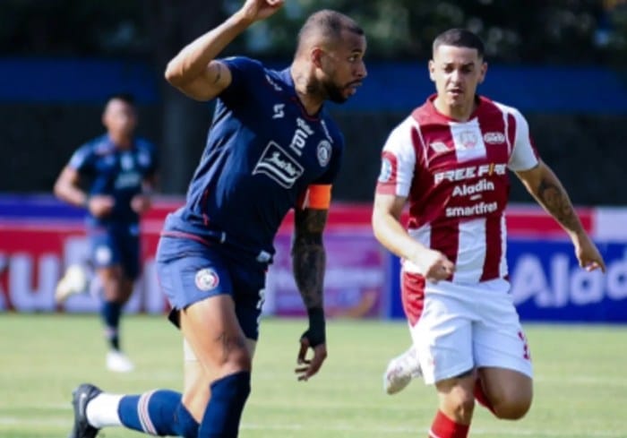 Arema vs persis solo