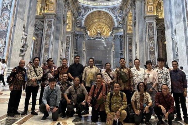 Abu Dhabi, GP Ansor, PWKI, vatikan