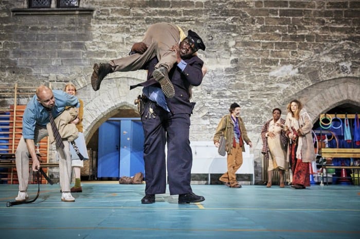 Bansos adalah dalam bahasa gaul