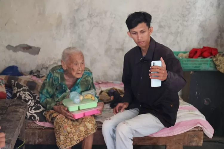 bansos, Bantuan lansia, Lansia, Lansia Tunggal, Pemakaman