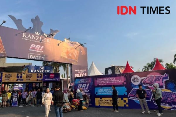 Pekan Raya Jawa Timur, PRJ Surabaya 2024, event pameran, geliat ekonomi, pelaku UMKM, target pengunjung, transaksi ekonomi, brand makanan, kosmetik, perawatan rumah tangga
