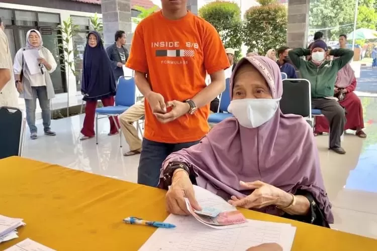 Bansos, BPNT, KPM, PKH, Kemensos