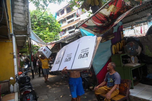 TPS rawan banjir, Kabupaten Tangerang, Pilkada 2024, pemindahan TPS, musim hujan, mitigasi kedaruratan, BPBD Tangerang, wilayah rawan banjir, TNI Polri, pemilu aman, koordinasi pemerintah, lokasi aman, Bawaslu Tangerang.