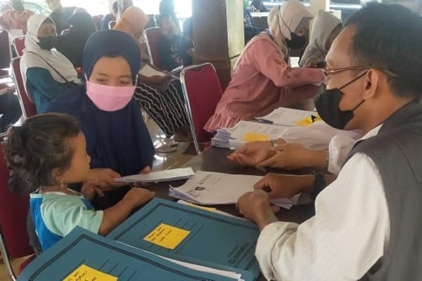 Bantuan sosial, Kantor Pos, PKH, BPNT, KPM peralihan, Kartu Keluarga Sejahtera, BRI, BNI, BSI, Bank Mandiri, bantuan 800 ribu, cek rekening, bantuan Atensi YAPI, anak yatim, pendaftaran bansos, aplikasi Cek Bansos, periode Juli-Agustus, periode September-Oktober, bantuan pendidikan, kebutuhan pokok, pendaftaran kelurahan, cair bantuan, bantuan BPNT, proses burekol, BPNT, Nik KTP