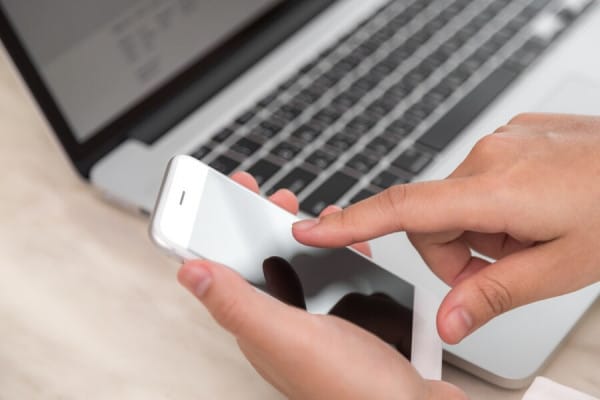 HP lemot, hapus cache, aplikasi berat, update sistem, memori penuh, charger original, virus malware, widget banyak, restart rutin, performa android, baterai boros, penyimpanan penuh, aplikasi background