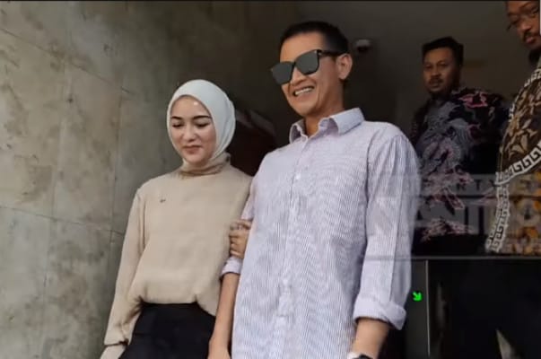 Rezky Aditya, Citra Kirana, gelar perkara, dugaan penelantaran anak, tes DNA, Wenny Ariani, kuasa hukum, kasus 2021, Polda Metro Jaya, Mahkamah Agung, pengadilan, anak biologi, rumah sakit, kejelasan