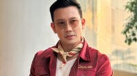 Denny Sumargo, Agus Salim, donasi Rp300 juta, penolakan bantuan, operasi mata Singapura, Pratiwi Noviyanthi, Bunda Corla