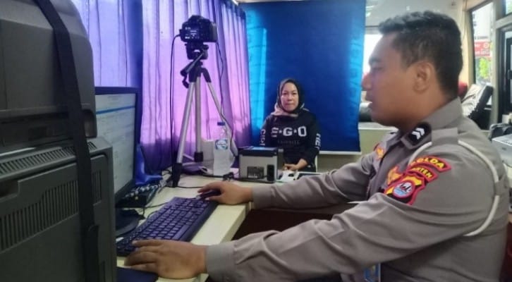 perpanjang SIM, SIM Keliling, perpanjang SIM Bandung, lokasi SIM Keliling, biaya perpanjang SIM, Gerai SIM Bandung, SIM A dan C, cek lokasi SIM, jadwal SIM Keliling, perpanjang SIM mudah, SIM Bandung 2024