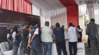 Simulasi Pilkada Tangerang, KPU Tangerang, pemungutan suara, penghitungan suara, TPS 8, Desa Jenggot, PPK PPS, evaluasi Pilkada, tahapan pemilihan, pembelajaran langsung, pelaksanaan Pilkada 2024.