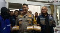 pabrik tembakau sintetis, sabu Bandung, polisi Bandung, tembakau sintetis, narkoba Bandung, penggerebekan Bandung, sabu dan tembakau