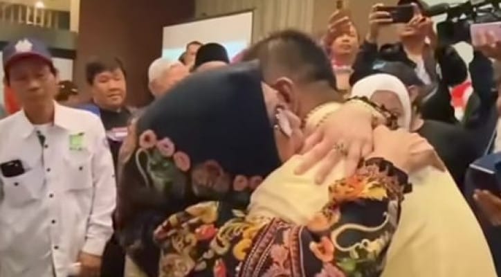 Pramono Rano, Pilkada Jakarta, hasil hitung cepat, suara terbanyak, pemenangan Pramono-Rano, C1, DPD PDIP, pasangan calon, Pilkada 2024, kemenangan satu putaran, target 50 persen, TPS Jakarta, rekap suara, hasil KPU, Aria Bima, perolehan suara.