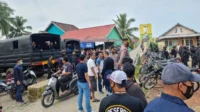 Buron pengedar narkoba, Polda Sumbar, Pasar Gaung, kampung bebas narkoba, penggerebekan narkoba, tim khusus narkoba, narkoba Padang, operasi narkoba, narkoba meresahkan, barang bukti narkoba, rehab narkoba, Pasar Gaung bersih, kampung narkoba, polisi buru pengedar, peredaran narkoba, masyarakat anti narkoba, dukungan masyarakat, tes urine narkoba, rehab narkoba, narkoba Padang bebas
