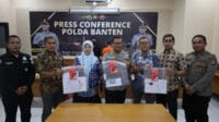 Kepala Desa Pangawinan, pungli PTSL, program PTSL, pungutan pembohong, biaya sertifikat, Satgas Pungli Banten, kerugian warga, Mas'ud tersangka, pungli tanah, laporan masyarakat, penyelidikan pungli, biaya administrasi, potensi kerugian, ancaman penjara, Pasal 368 KUHP.