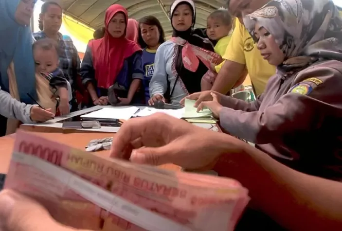 Cek Bansos, NIK Terdaftar, Bansos BPNT, Cair PKH, Dana Rp1,5 Juta, Aplikasi Cek Bansos, Situs Kemensos, KPM Terdaftar, Bantuan Sosial, Bank Himbara, Data DTKS, Cek Bansos Kemensos, Kemensos go id, PKH, BPNT, Cek NIK KTP, NIK KTP, cara cek bansos, jadwal pencairan, gagal transfer