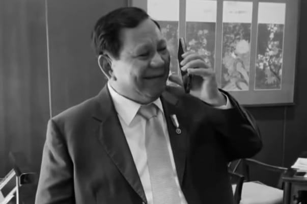 Prabowo telepon Trump, ucapan selamat, pertemuan Prabowo Trump, Prabowo Biden, telepon presiden, Trump memuji Prabowo, percakapan telepon, Instagram Prabowo, Presiden AS, telepon langsung Trump.