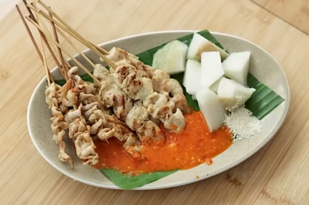 Sate taichan, resep sate taichan, sambal taichan, sate ayam, kulit ayam, cara bikin sate, sate taichan pedas, resep sate ayam, sambal pedas, sate lezat, sate rumahan, sate taichan sederhana, ayam bakar taichan, sate taicha