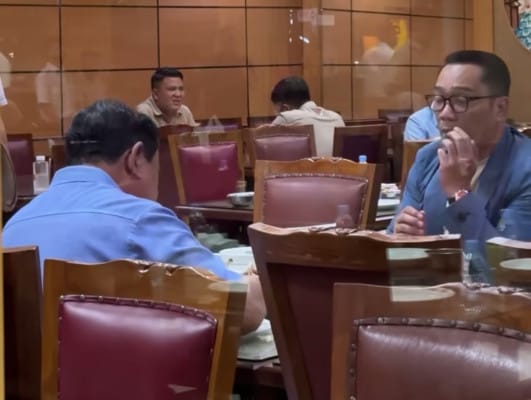 Makan malam Prabowo Ridwan Kamil, IKN Nusantara, nasihat Presiden, momen penting, Garuda Sabang, calon gubernur DKI, dukungan politik, obrolan santai, rezeki anak soleh.