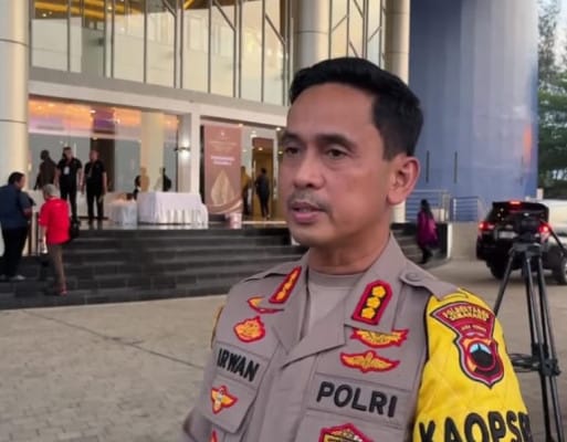 berita kejadian semarang, siswa berprestasi SMKN 4, ekstrakurikuler Paskibra, dugaan gangster, siswa aktif, prestasi siswa, kejadian di SMKN 4, juara Paskibraka, pihak sekolah bantah