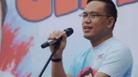 Simon Mantiri, Dirut Pertamina, gaji Simon, karier Simon, politik Gerindra, Prabowo-Gibran, senam Gemoy, gaji direksi, kompensasi Pertamina, laporan kekayaan, Pertamina 2024, Priscilia Waworuntu, Nusantara Energy, RUPS Pertamina
