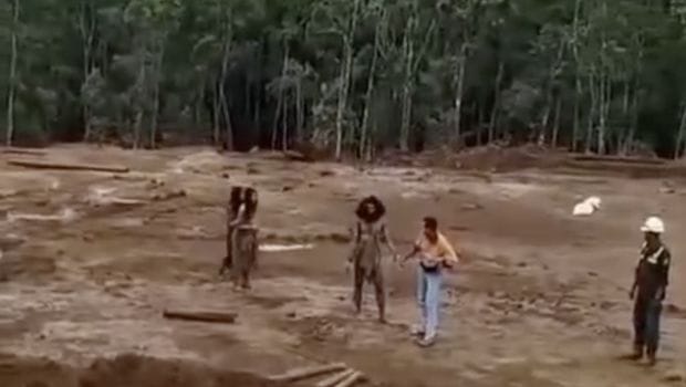 Suku Togutil, Tambang Halmahera, Hutan Halmahera, Kehidupan Togutil, Aktivitas Tambang, Hak Masyarakat Adat, Viral Togutil, Habitat Rusak, Konflik Tambang, Kerusakan Hutan