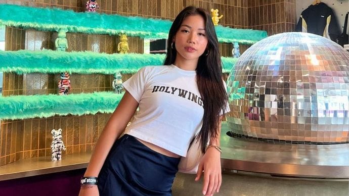 Laura Siburian, TikToker viral, drama TikTok, perseteruan manajer, pengakuan lesbian, konflik Laura, drama Clarissa, lesbong, lesbiola