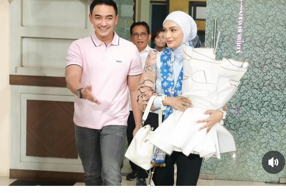 anak Soleh Solehah, doa restu, kedekatan Putri dan Zumi, kegiatan sosial, Kids Republic School, klinik tumbuh kembang, pendidikan anak, PUAN perempuan, Putri Zulkifli Hasan, video Instagram, Zglow Aesthetic Clinic, Zumi Zola