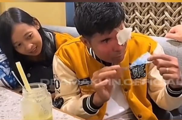 Agus Salim, Buta Permanen, Pratiwi Noviyanthi, Uang Donasi, Penyiraman Air Keras, Netizen Reaksi, Mata Kanan, Drama Sosial, Tes Penglihatan, Donasi Rp1,5 Miliar, agus salim buta