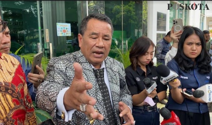 Perseteruan Hotman Paris, Razman Arif Nasution, kontaminasi nama baik, Bareskrim Polri, tes kesehatan, sidik jari, Instagram Hotman, sindiran Hotman, bukti konferensi, tahanan kota, kabar Razman, konferensi seru, omongan panas, sidang publik, tontonan menarik.