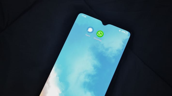 WhatsApp sembunyikan chat, cara kunci chat, rahasia WhatsApp, sembunyikan pesan WhatsApp, kunci chat WhatsApp, tutorial WhatsApp, sidik jari WhatsApp, pesan rahasia WhatsApp, kunci pesan WhatsApp, fitur WhatsApp, sembunyikan chat WhatsApp, WhatsApp rahasia, kunci pesan WhatsApp, chat WhatsApp aman, obrolan kunci WhatsApp