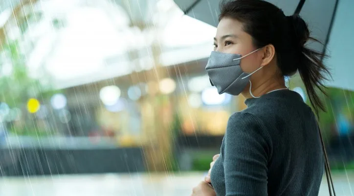 detoks tubuh, makanan alami, teh hijau, cuka apel, air kelapa, detoksifikasi alami, olahraga rutin, puasa sementara, smoothie detoks, kurangi stres, energi meningkat, kulit sehat, konsentrasi fokus, makanan sehat, pencernaan lancar