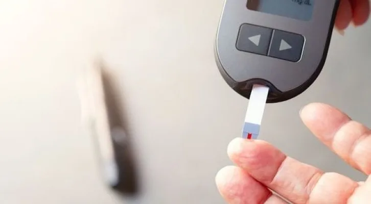 Foto_20240718_175119_KDR diabetes gejala gula darah, tanda diabetes tinggi, mudah lapar diabetes, buang air kecil sering, penglihatan buram gejala, luka sulit sembuh, sering kesemutan, gejala diabetes muda, diabetes darah tinggi, cegah diabetes, cara mencegah diabetes.