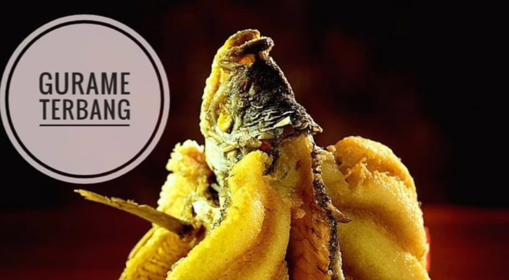 lamaran romantis, restoran Jakarta, Lesehan Gurame, menu gurame lezat, tempat lamaran nyaman, suasana romantis, makan enak Jakarta, restoran nyaman, harga terjangkau, momen spesial lamaran.