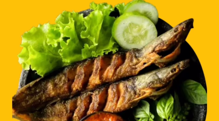 Angel Lesehan, kuliner Jakarta Selatan, lele bakar enak, udang saus padang, gurami saus tiram, ayam goreng crispy, cumi goreng tepung, sayur asem segar, makanan seafood lezat, restoran nyaman Jakarta, harga terjangkau, tempat makan keluarga, menu tradisional, hidangan lezat Jakarta, tempat makan nongkrong, makan enak Jakarta.