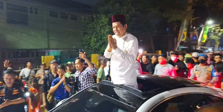 Pilkada Jabar 2024, Dedi-Erwan menang, KPU Jabar, hasil rekapitulasi suara, jumlah suara sah, pasangan calon, persentase suara, Pilkada Jawa Barat, Ahmad Nur Hidayat, Syaikhu-Ilham, Acep-Gita, Jeje-Ronal, hasil Pilkada Jabar, transparansi Pilkada, rekapitulasi suara Jabar.