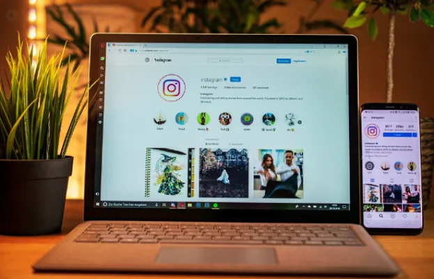 Instagram uang, jadi influencer, jual produk, affiliate marketing, monetisasi konten, jasa promosi, Instagram Shop, jual jasa, endorse produk, konten eksklusif, followers aktif, cuan Instagram, tips Instagram, promosikan produk.