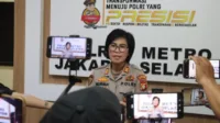 Kasus pembunuhan remaja, MAS 14 tahun, Lebak Bulus, Kejaksaan Jakarta Selatan, berkas pembunuhan, motif pembunuhan, penyidik Polres, Pasal 338 KUHP, penganiayaan, pembunuhan berencana, hasil tes kejiwaan, bisikan misterius, Perumahan Bona Indah, kejadian Cilandak, tes kejiwaan pelaku.