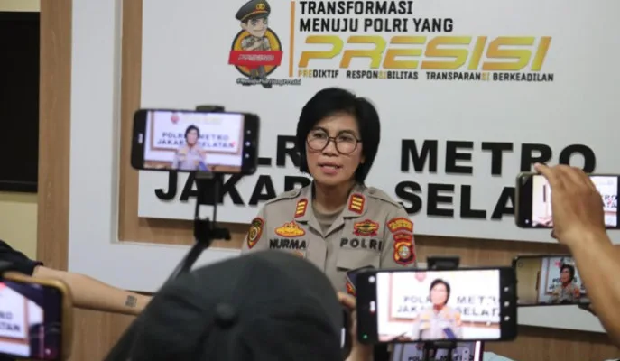 Kasus pembunuhan remaja, MAS 14 tahun, Lebak Bulus, Kejaksaan Jakarta Selatan, berkas pembunuhan, motif pembunuhan, penyidik Polres, Pasal 338 KUHP, penganiayaan, pembunuhan berencana, hasil tes kejiwaan, bisikan misterius, Perumahan Bona Indah, kejadian Cilandak, tes kejiwaan pelaku.
