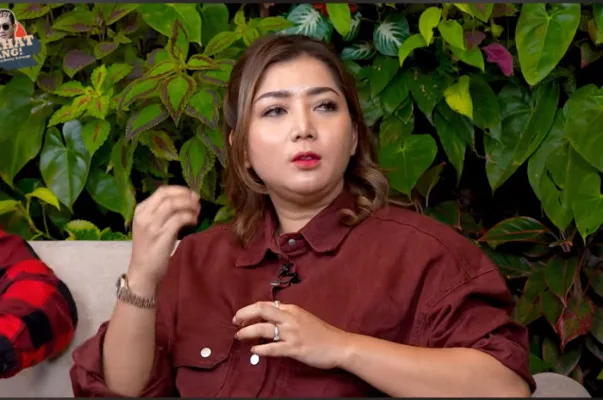 kontroversi donasi, Agus Salim, Pratiwi Noviyanthi, Novi YouTuber, mediasi gagal, bantu Agus Salim, kisruh donasi, masalah donasi, dana pribadi, bantuan ODGJ, yayasan sosial, dukung korban, bantuan tulus, laporan hukum, permasalahan sosial, Denny Sumargo, uang donasi, niat tulus, capek menghadapi, fokus yayasan, drama donasi