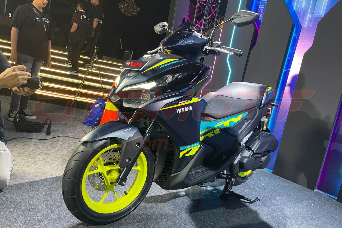 Yamaha Aerox, Aerox Alpha, Aerox Lawas, Desain Aerox, Mesin Aerox, Harga Aerox, Rem Cakram, Aerox R-Series, Aerox Blue Core, Aerox Baru, Lampu LED, Suspensi Sub-Tank